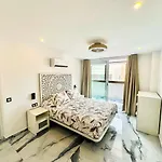 Brisamar Penthouse شقة